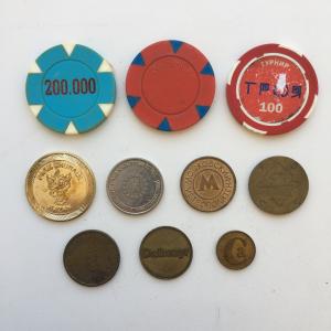 Набор жетонов и фишек казино   10 шт, все разные, цена за все