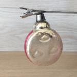 Ёлочная игрушка СССР   на прищепке, часы, скол горлышка, 6 фото
