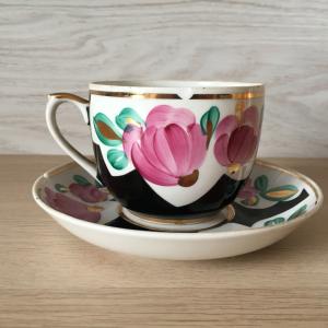 Фарфоровая посуда СССР  Вербилки чайная пара, Вербилки, цветы, черное крытье,позолота,сколы