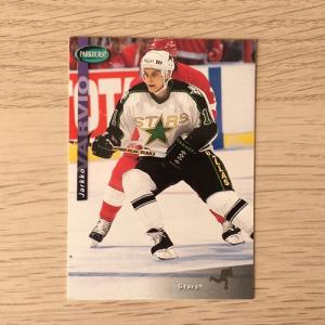 Спортивная карточка 1994  Parkhurst NHL NHLPA, номер SE40
