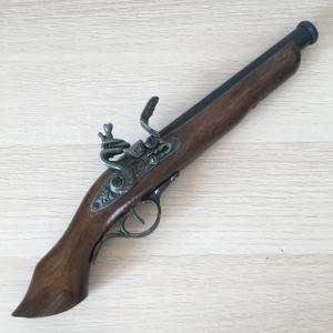 Предметы интерьера СССР   Пистолет кремневый старинный, 18 век, макет, сувенир, 39см