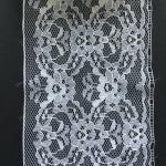 Винтажное кружево СССР   на сетке, плетение, вязаное, ажурное, 720 см, цена за отре