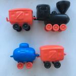 Игрушка СССР  Ленигрушка Поезд пластмассовый с вагонами, дутыш, клеймо, Ленигрушка