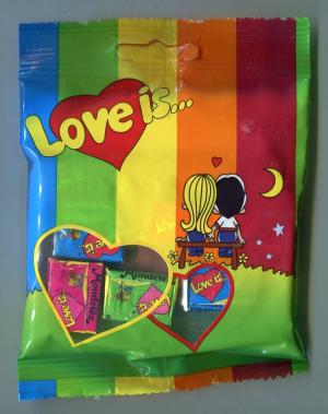 Жевательная резинка   Love is ..., 5 шт. в пакете