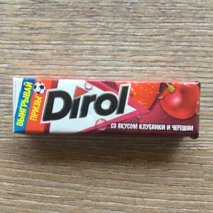 Жевательная резинка 2019  Dirol со вкусом клубники и черешни